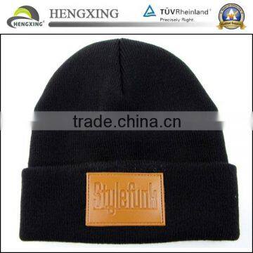 Wholesale custom patch winter beanies hat/leather patch beanies