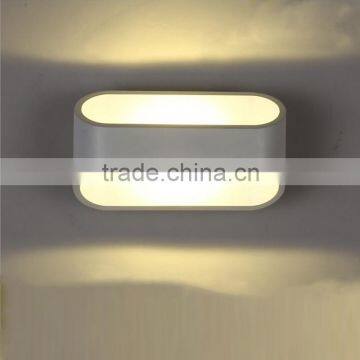 White 3W LED Wall Lamps Iron 220V Simple Wall Lamp in Bedroom