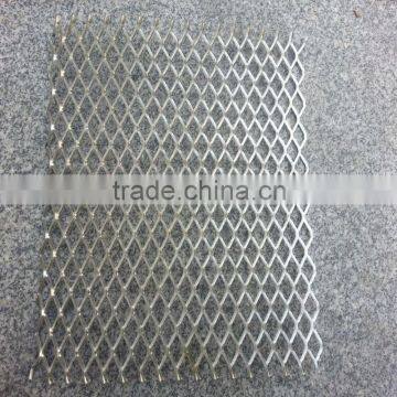 Aluminum expanded metal lath for plastering