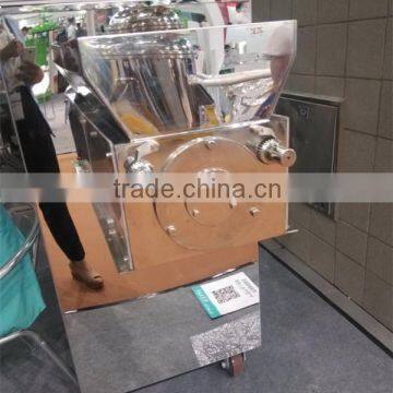 High Capacity YK-160 Swing Granulator photo-3