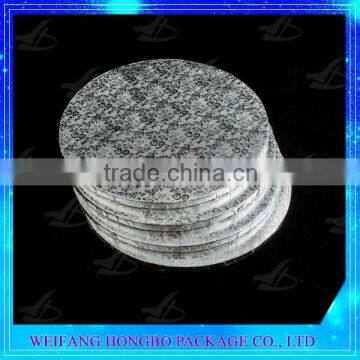 round silver cake board