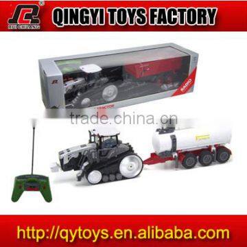 1:28 plastic battery toy tractors