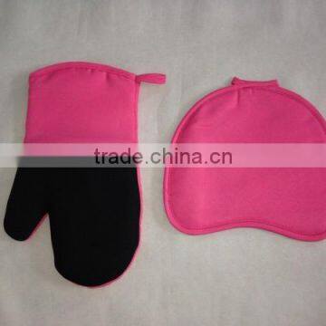 Heat Resistant Silicone Oven Mitts photo-2