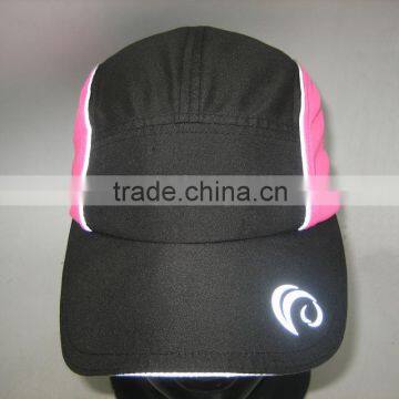 Baseball Cap with Embroidery and PVC Embossed