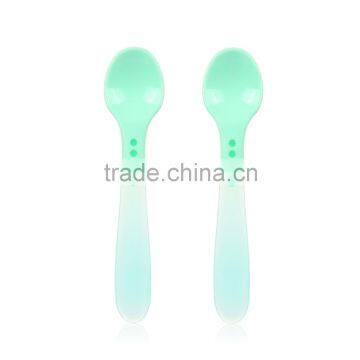 Zhengjiang Shuaibao Baby Plastic Products Tableware Food Baby Spoon Babiess