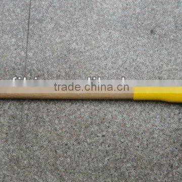 Pickaxe with handle