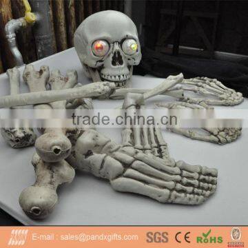16PCS PLASTIC BONES IN BAG WITH LIGHT UP REALIST EYES BATTERIES INCLUDED