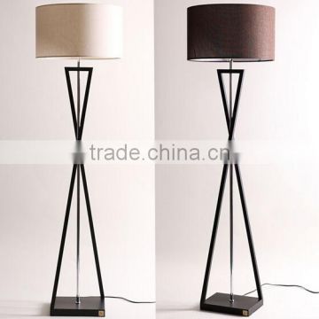 Black Steel Base And Chrome Stem With Fabric Lampshade Metal Floor Lamp Led Floor Lamp