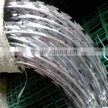 Galvanized razor barbed wire