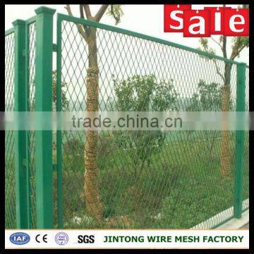 Heavy Duty Expanded Metal Wire Mesh Sheet Fence Panel photo-6