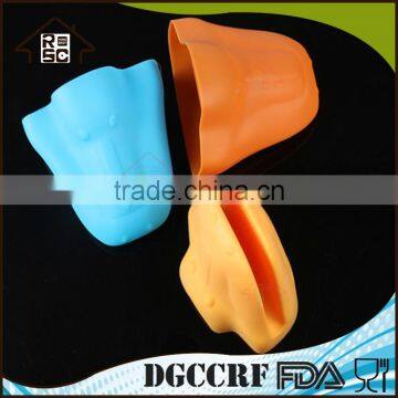 NBRSC Free Sample Available Household Silicone Kitchen Gloves Silicone Rubber Oven Mitts Kitchen Glove photo-3