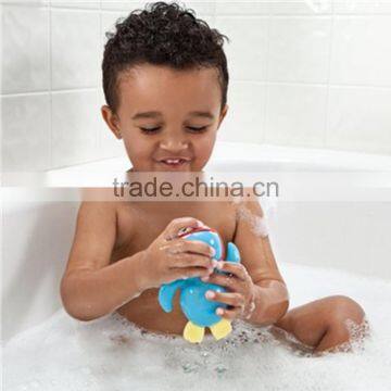 Plastic Bath Toy Flash Lamp Cartoon Toy for Kids photo-5