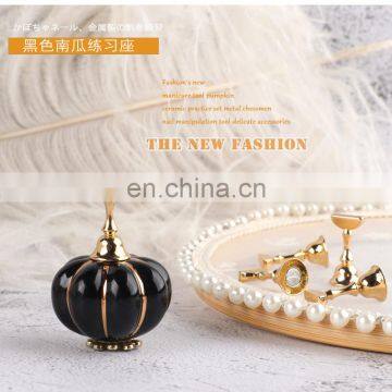 2020 New Magnet Pumpkin Shape Nail Art Display Set Nail Practice Holder Manicure Tool photo-3