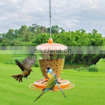 Cheap Wholesale 2021 New Arrival Trending Small Plastic Hanging Wild Bird Feeder