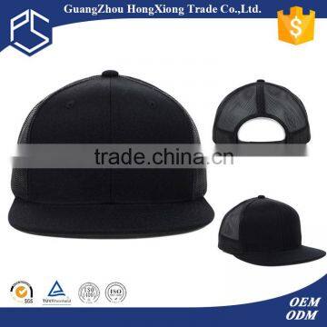 Comfortable flat bill custom plain black trucker caps in wholesale