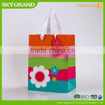 Good quality useful eco-friendly christmas gift paper bag