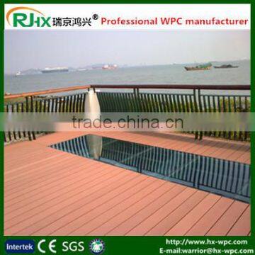 WPC crack-resistant decking from recycled plastic and wood powder with extruded plastic composite decking