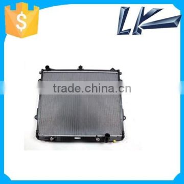 Auto Spare Parts Car Radiator for Toyota Land Cruiser 2UZFE 16400-50380