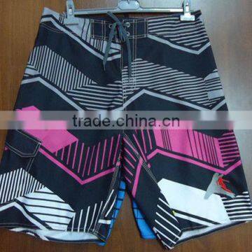 MENS PRINTED SHORT V240