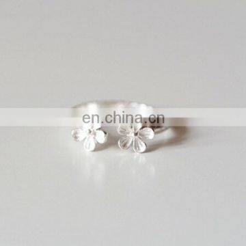 Plum Blossom Charm Open Delicate Ring Sterling Silver Ring Women Fashion Jewelry