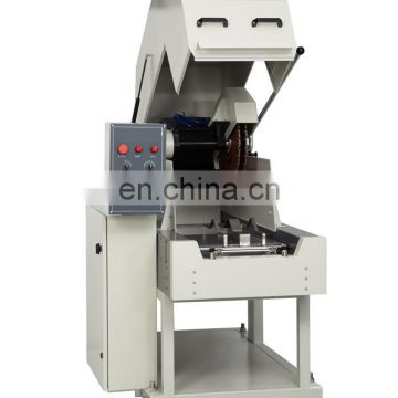 Asphalt mixture cutting machine for specimen bending test