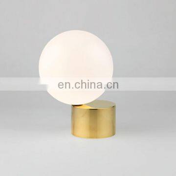 Guangdong Nordic Metal Gold Table Lamp for Living Room photo-2