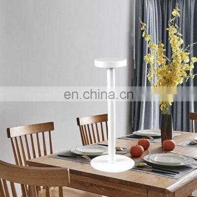 Rechargeable restaurant white cordless led lamp cordless outdoor ktv bar cafe table lamp with IP54 waterproof USB cord