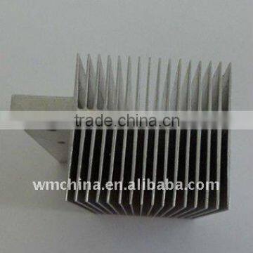 Precision aluminum extrusion heatsink