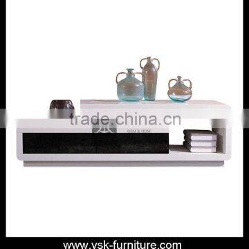 TV-142 Living Room White And Black Color Low TV unit