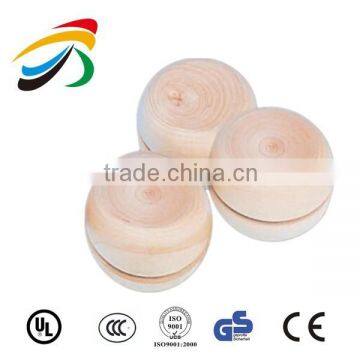 Wooden yoyo with sticker