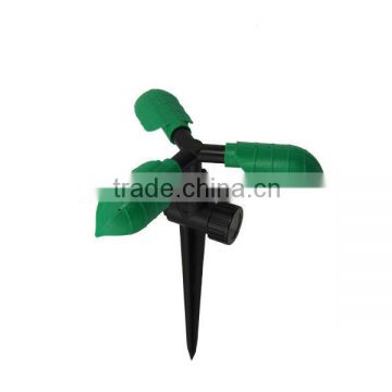 three leaves plastic water sprinkler garden tools sprinkler