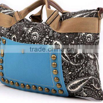 Fashionable Women's Paisley Canvas Shoulder Bag