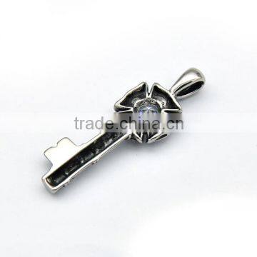 2017 Latest Unisex Charm Silver Jewelry Stainless Steel Key Crystal Pendant Casting Necklace photo-3