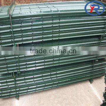 American Steel Studded T Post / Galvanized / Green Paint T Post photo-6