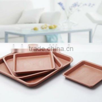 round plastic planter saucer