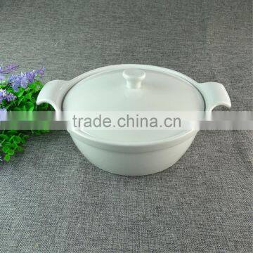 Stocked White Serveware Porcelain Serving soup Tureen with ceramic Lid and heat resistance handles cooking tureen for home use