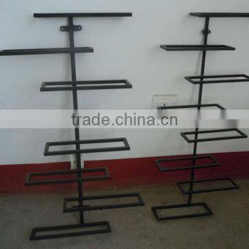 Standing wine rack