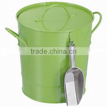 Eco-friendly metal dog/cat food bucket with scoop