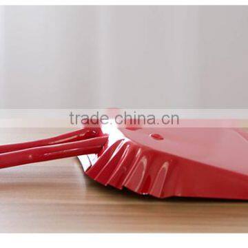 COLOR METAL HANDLE DUSTPAN