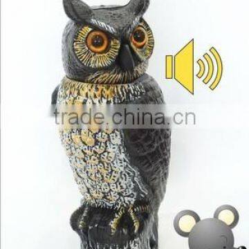 Garden Rotating Bird Repellent with a Sensor