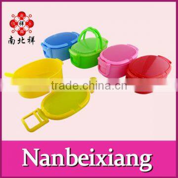 Kids Plastic Lunch Box With Handle