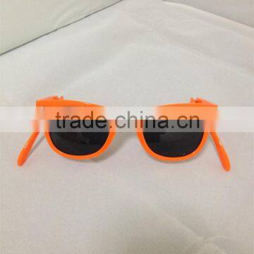 cheap custom logo promotion sunglasses folding sunglasses orange color frame smoke lenses sunglasses DLC9005