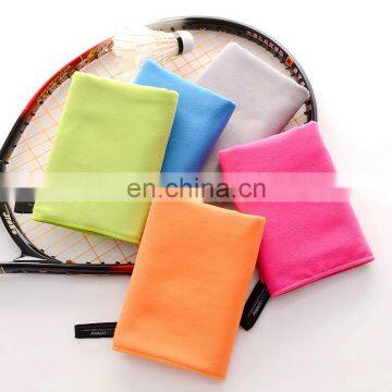 Custom Logo Wholesale Promotional Colorful Microfiber Beach/sport Towel