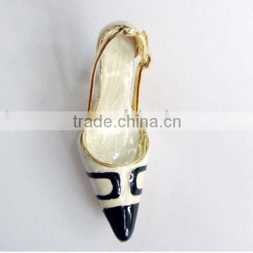 shoe shape metal brooches