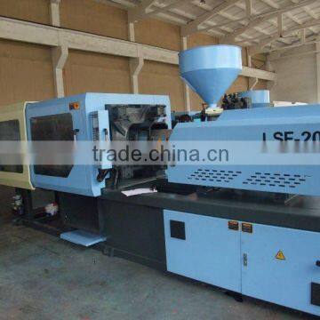 plastic Injection Molding Machine