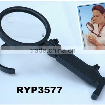 RYP3577 Hang on Magnifier