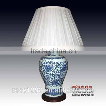 classical porcelain China lamp for desk lighting from China