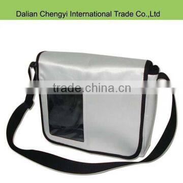 Casual pvc changeable solar messenger bag