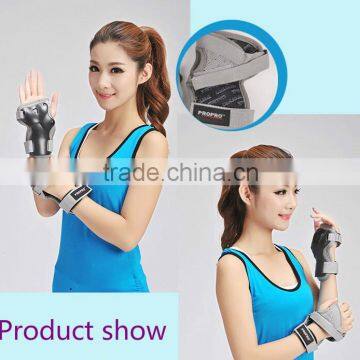 Wrist Palm Safety Gear WRIST GUARDS For Roller Derby Skateboard photo-2
