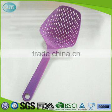 Awesome Shaped Pure Purple Colored Oil Skimmer For Dropping